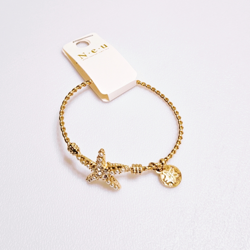Gold Starfish Charm Bracelet